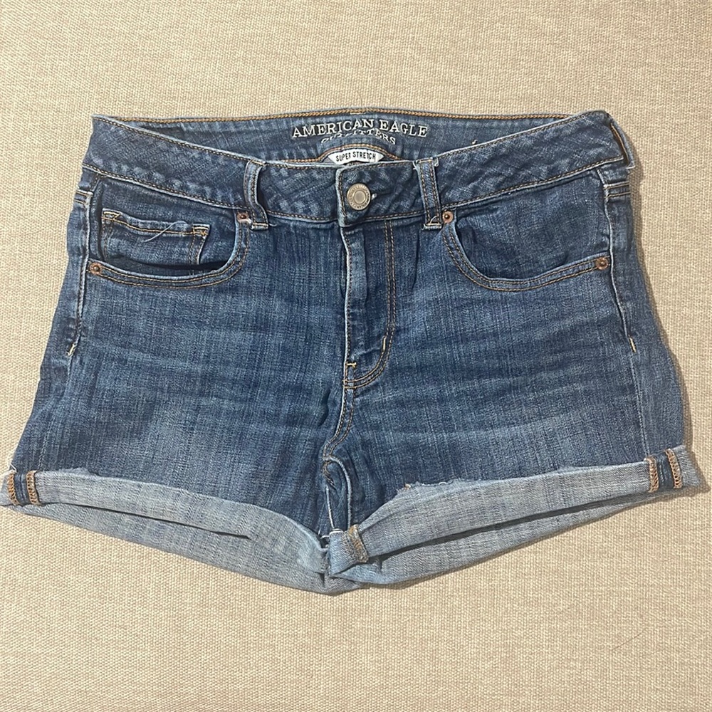 American Eagle midi shorts size 12